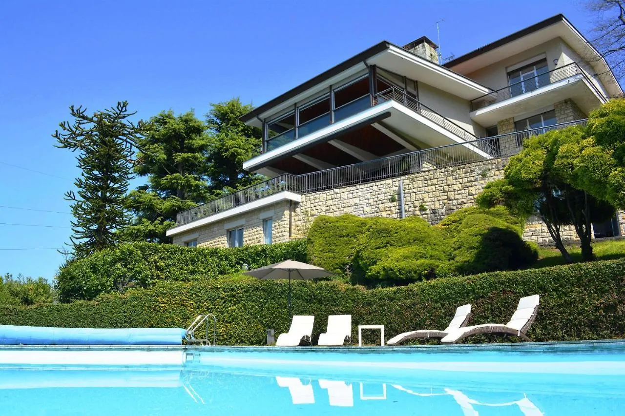 Villa Ornella マンデッロ・デル・ラーリオ イタリア